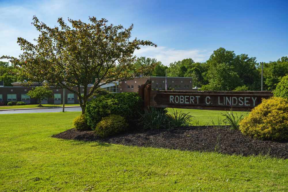 Robert C. Lindsey Elementary